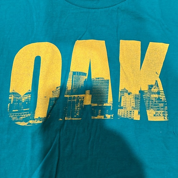 OAK By Oaklandish Green w/Yellow OAK Print T-Shirt Sized Men’s 2XL - Picture 2 of 8